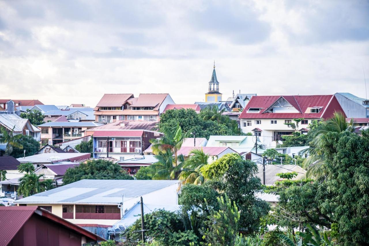 Nana - A 44 - Vue Panoramique-Appartement Cosy Et Lumineux- Cuisine Equipee- - Centre Ville-Wifi-Clim- Netflix - Parking Public Gratuit-Garage Prive Payant Cayenne Luaran gambar